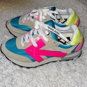 Brand New Off-White Trainer Sneakers.